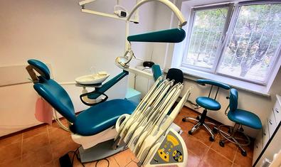 Адент, стоматологическая клиника