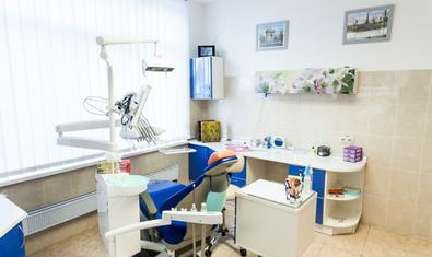 Стоматологическая клиника «ЮлиС-DENT»