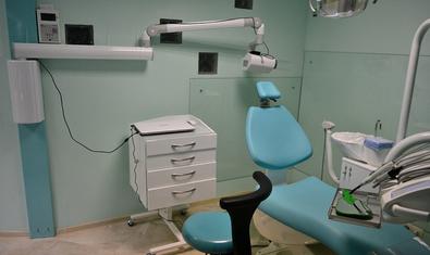 Стоматологическая клиника «Apple Dent»