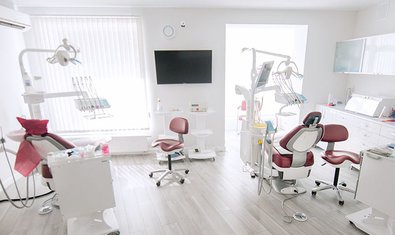 Стоматологія B&amp;M Dental Clinic