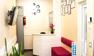 Стоматологія Denta Clinic