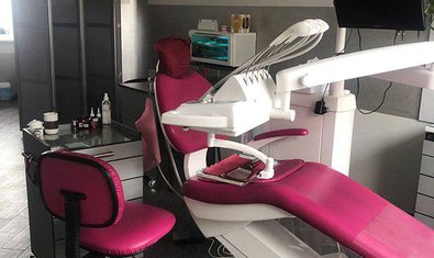 Стоматологія Denta Clinic