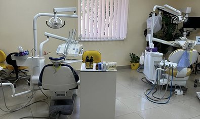 Стоматологія Dental Lux