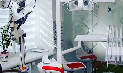 Стоматологія Dental Studio Dr.Rozhko