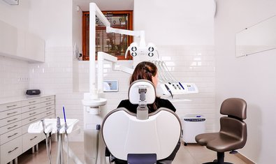 Стоматологія Dentistree Dental Boutique