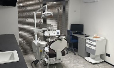 Стоматологія Lovian dental centre