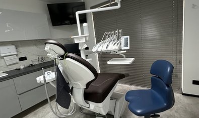 Стоматологія Lovian dental centre