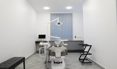 Стоматологія Marukha Dental Clinic