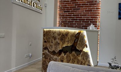 Стоматологія Max Dental Clinic