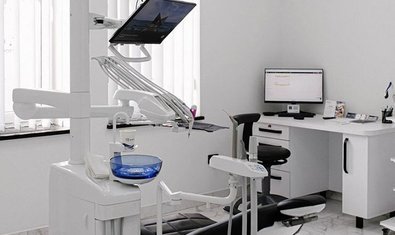 Стоматологія R.Clinic