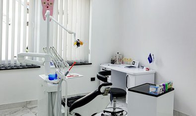 Стоматологія R.Clinic