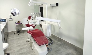 Стоматологія Romaniv dental clinic