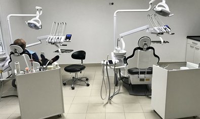 Стоматологія SM clinic