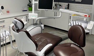 Стоматологія U&amp;S Dental Clinic