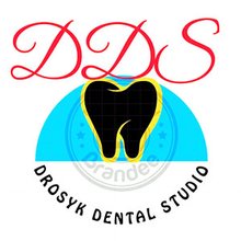 Стоматологія Drosyk Dental Studio - логотип