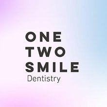 Стоматологія One Two Smile - логотип