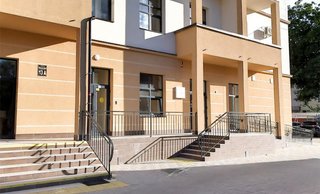 Стоматологія Adamar clinic
