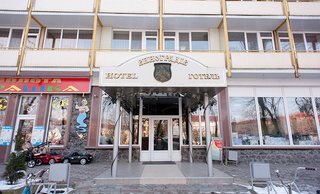 Стоматологія у готелі Виноградів