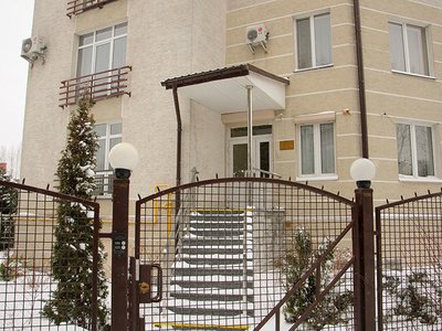 Клініка естетичної стоматології Романа Гімона