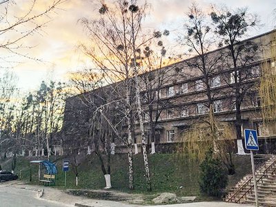 Поліклінічне відділення КНП Вишгородська ЦРЛ Поліклінічне відділення КНП Вишгородська ЦРЛ