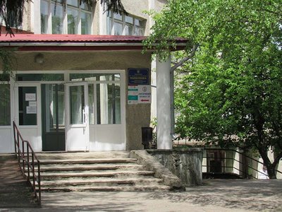 Поліклініка КНП Новороздільська міська лікарня