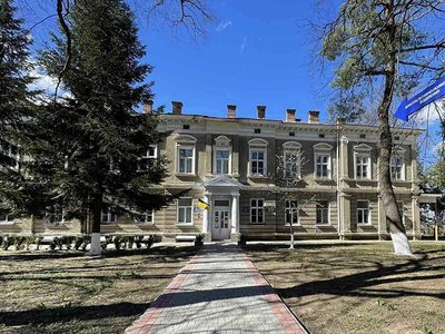 Поліклініка КНП Снятинська багатопрофільна лікарня СМР