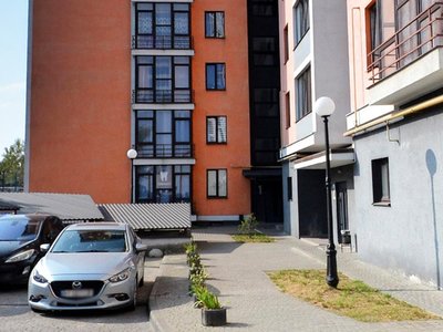 Стоматологія на Хлібній Стоматологія на Хлібній