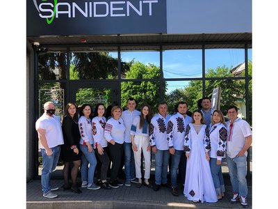 Стоматологія Санідент Плюс