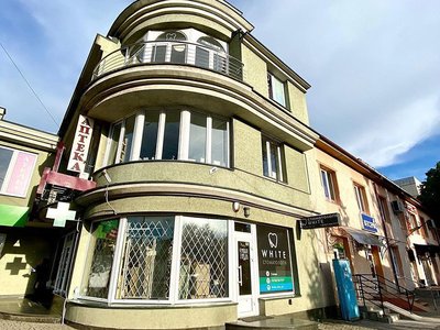 Стоматологія White