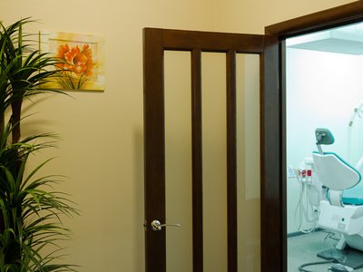 Стоматологическая клиника «VVDent» Стоматологическая клиника «VVDent»