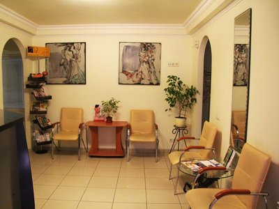 Отбеливание зубов «ЭстетСмайл» в клинике лазерной медицины и косметологии «Эстет Центр» Отбеливание зубов «ЭстетСмайл» в клинике лазерной медицины и косметологии «Эстет Центр»