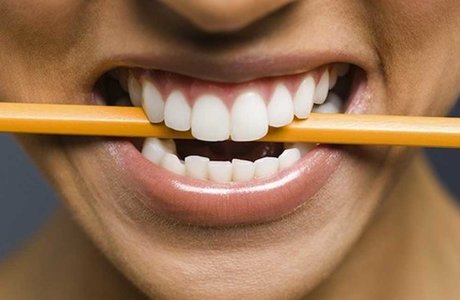 Как стресс и здоровье зубов связаны?